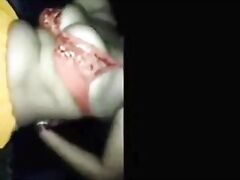 Indian hot horny Housewife bhabhi in yallow saree petticoat give blowjob to her bra sellers